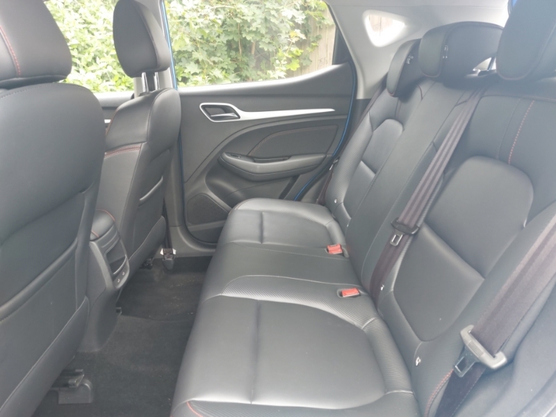 MG ZS 1.5 Vti-tech Exclusive Blue #6