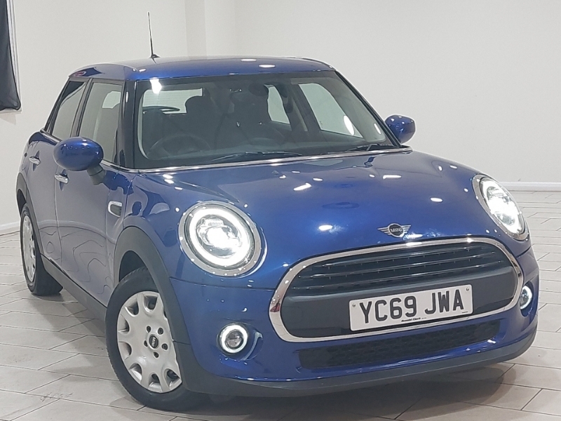 Mini Hatch 1.5 One Classic II Comfortnav Pack Blue