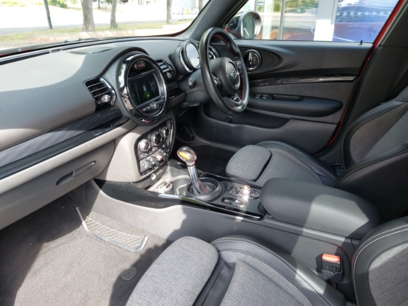 Mini Clubman 2.0 Cooper S 6Dr Red #5