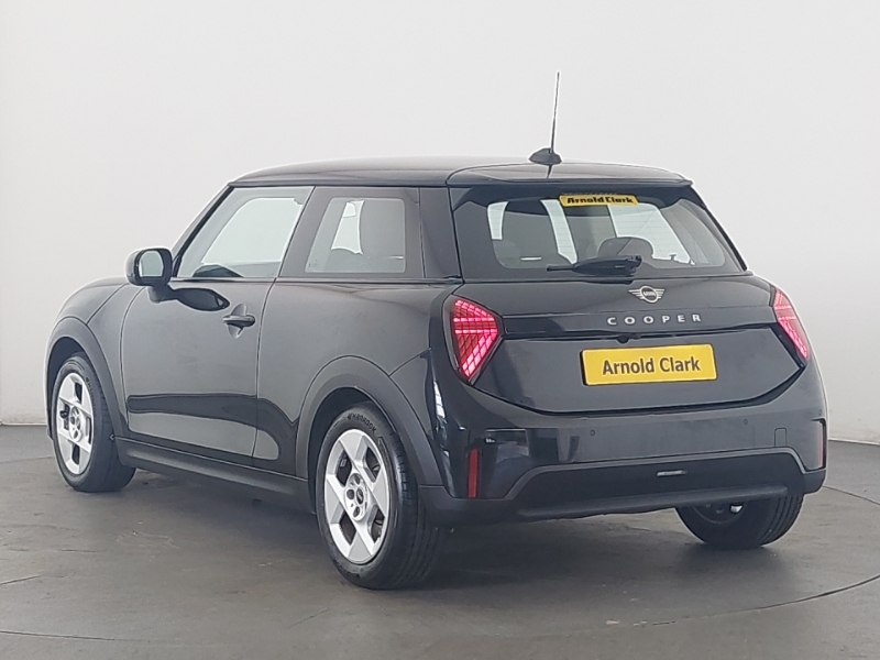 Mini Hatch 1.5 C Classic Level 1 Black #2