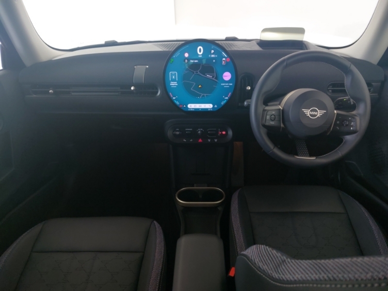 Mini Hatch 1.5 C Classic Level 1 Black #3