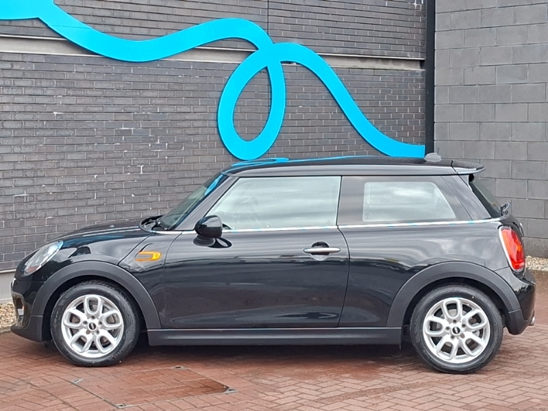 Mini Hatch 1.5 Cooper Black #4