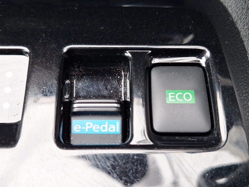 Nissan Leaf 110Kw N-connecta 39Kwh Grey #16