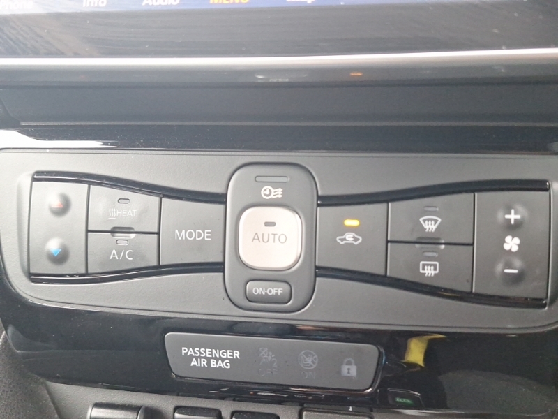 Nissan Leaf 110Kw N-connecta 39Kwh Grey #17