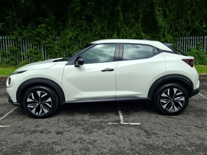Nissan Juke 1.0 Dig-t Acenta Premium White #4