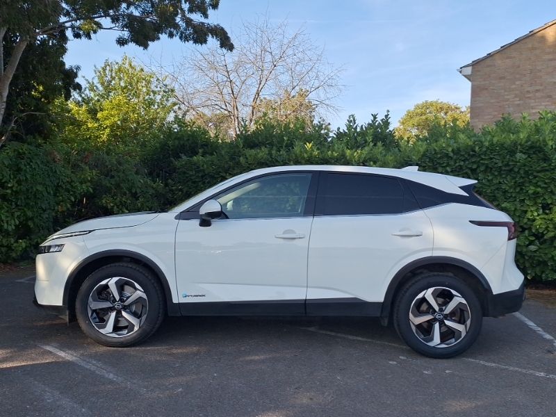 Nissan Qashqai 1.5 E-power N-connecta White #4