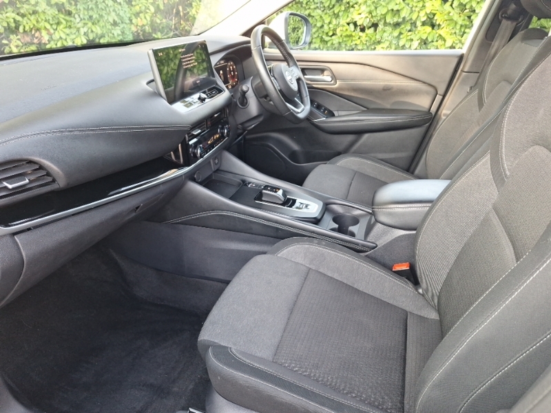 Nissan Qashqai 1.5 E-power N-connecta White #5
