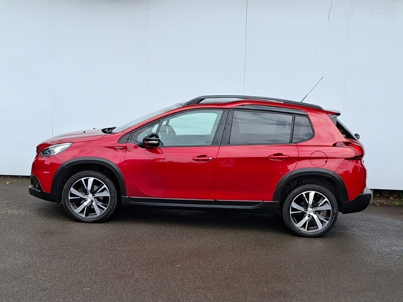 Peugeot 2008 1.2 Puretech 130 Gt Line Red #4