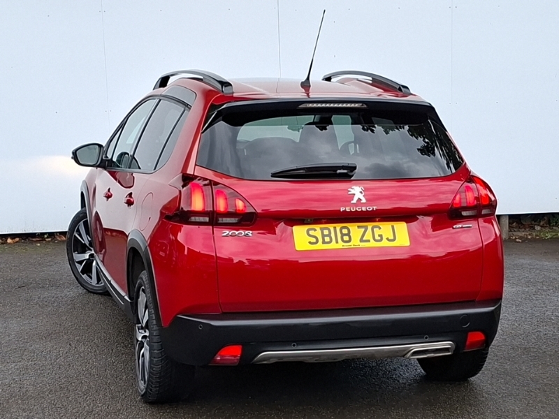 Peugeot 2008 1.2 Puretech 130 Gt Line Red #2