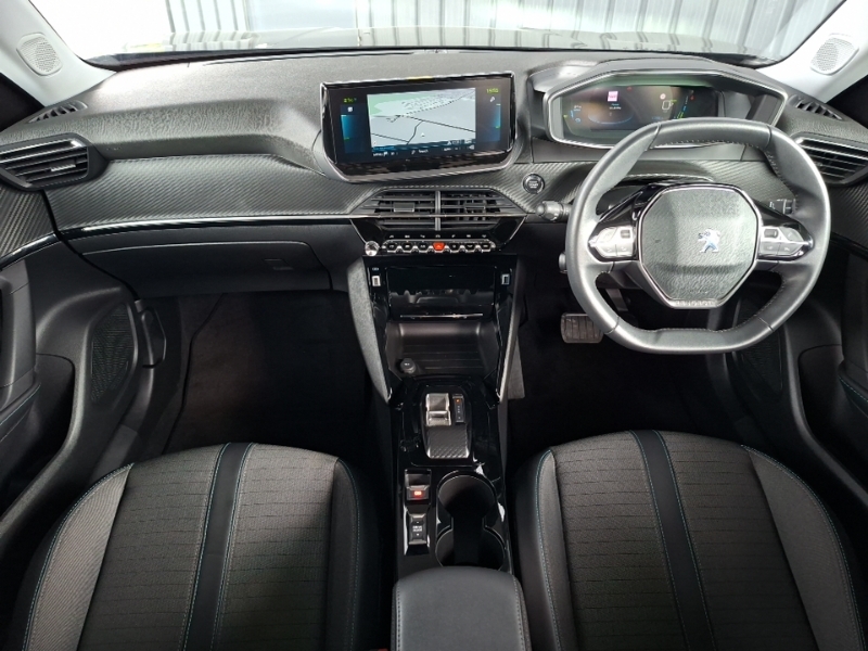 Peugeot e-2008 100Kw Allure Premium 50Kwh Black #3