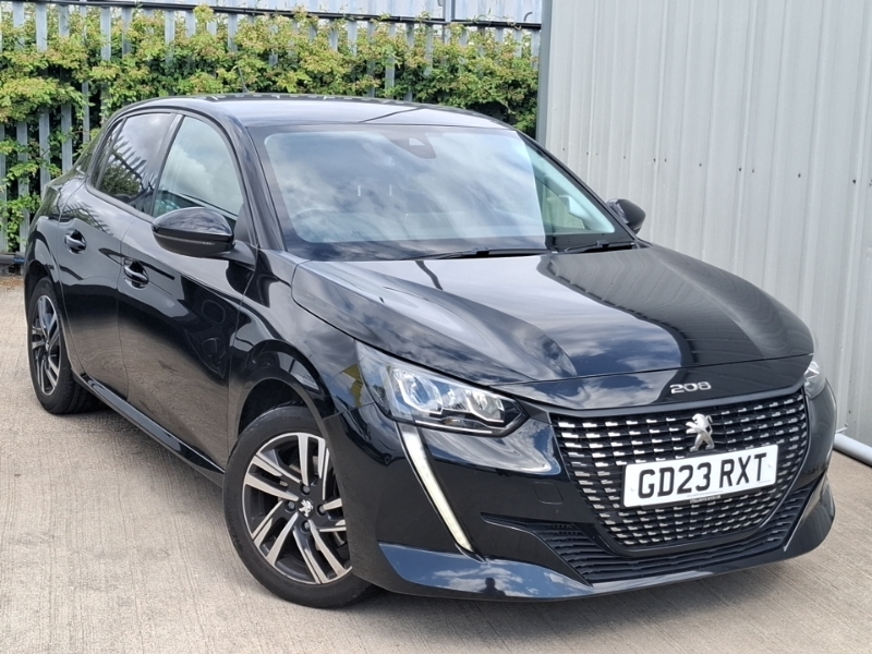 Peugeot 208 1.2 Puretech 100 Allure Premium Black