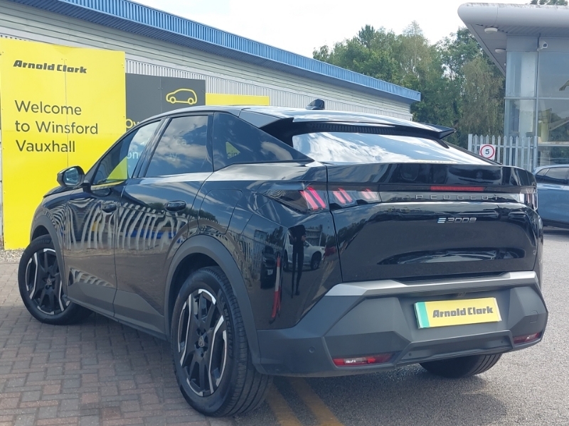 Peugeot 3008 157Kw Allure 73Kwh Black #2