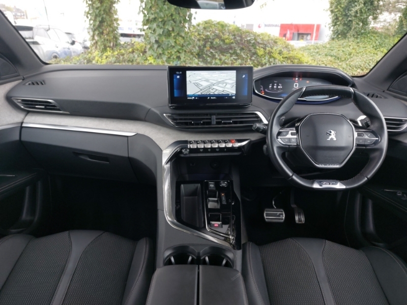 Peugeot 5008 1.5 Bluehdi Gt Eat8 White #3