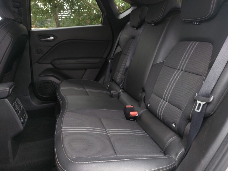 Renault Captur 1.6 E-tech Full Hybrid 145 Engineered Grey #6