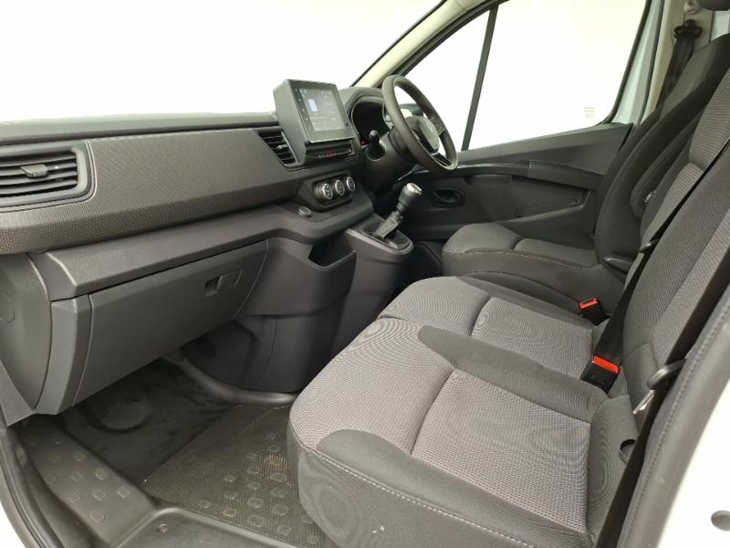 Renault Trafic Ll30 Blue Dci 130 Advance Safety Van White #5