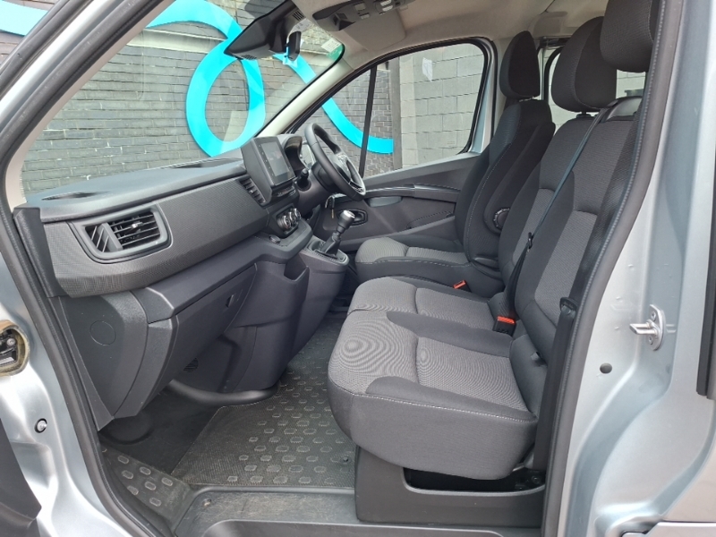 Renault Trafic Ll30 Blue Dci 110 Advance 9 Seater Grey #5