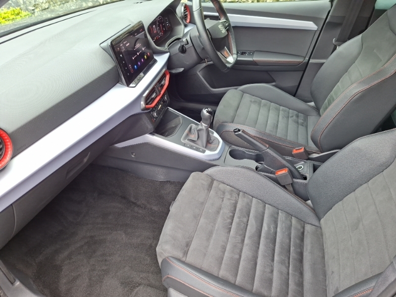Seat Arona 1.0 Tsi 110 Fr Sport Black #5