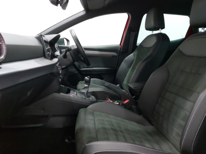 Seat Ibiza 1.0 Tsi 95 Xcellence Lux Red #5