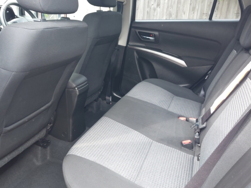 Suzuki S Cross 1.4 Boosterjet 48V Hybrid Motion Red #6