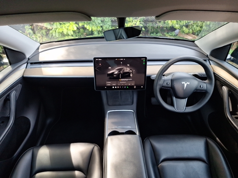 Tesla Model Y Rwd 5dr Auto Black #3