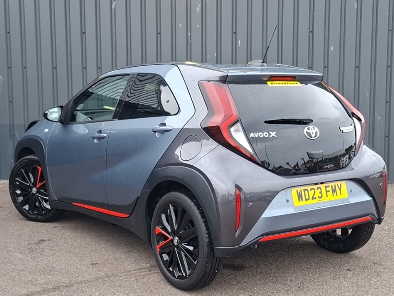 Toyota Aygo X 1.0 Vvt-i Undercover Grey
