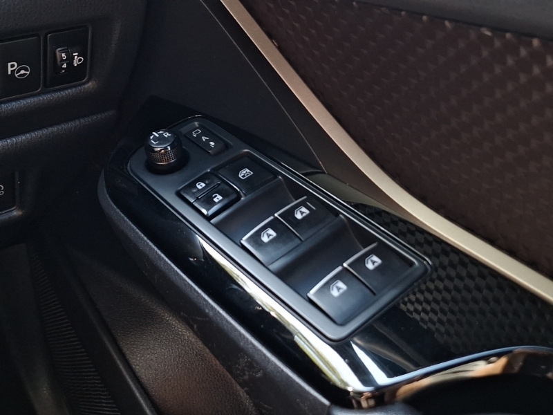 Toyota C-Hr Excel 5-Door Black #17