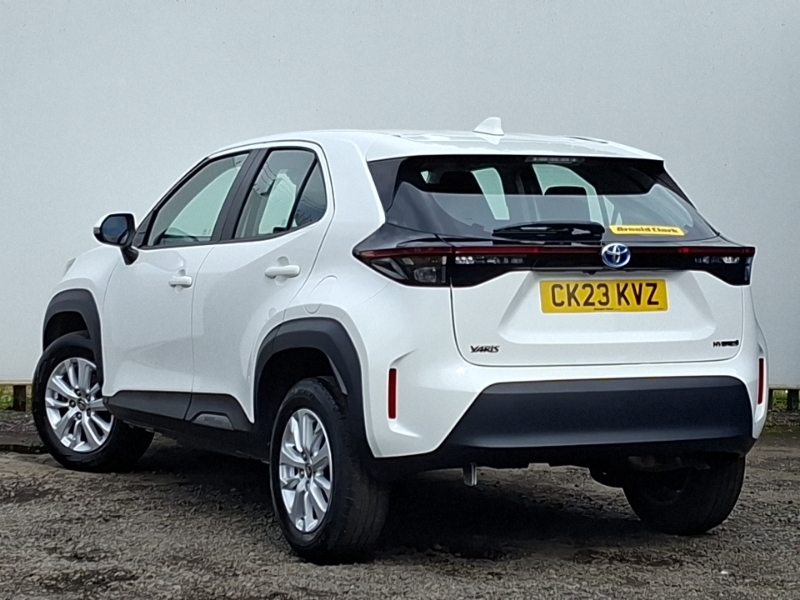 Toyota Yaris Cross 1.5 Hybrid Icon Cvt White #2