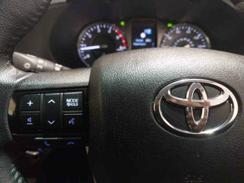 Toyota HILUX Brown #12