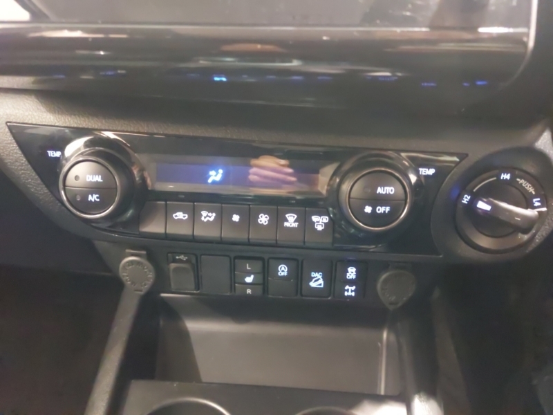 Toyota HILUX Brown #15