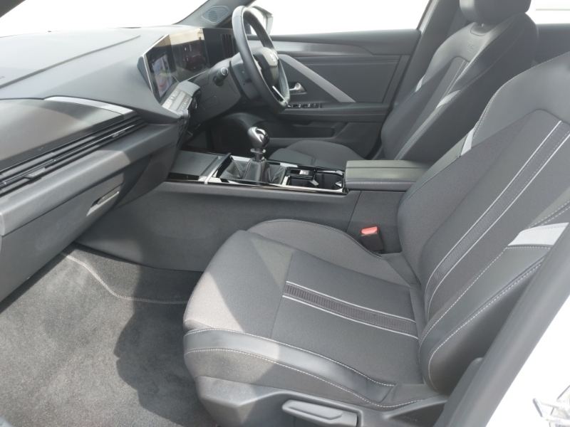Vauxhall Astra 1.2 Turbo 130 Gs White #5