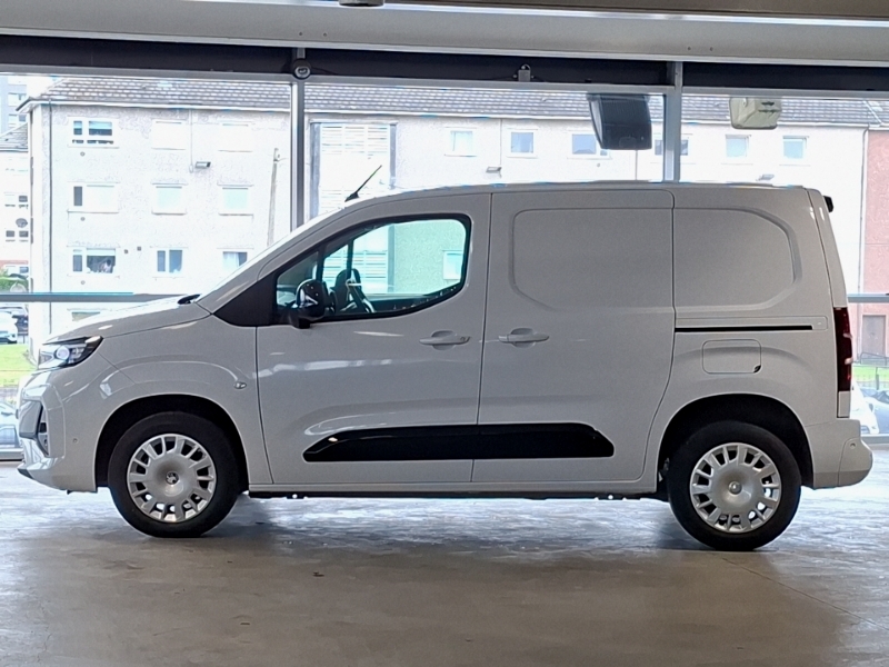 Vauxhall Combo 1.5 Turbo D 130Ps Pro H1 Van White #4