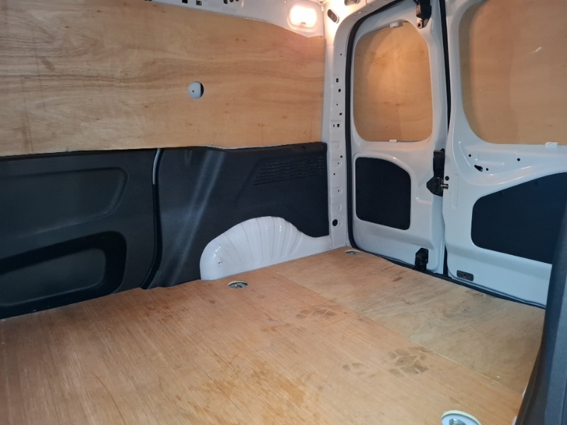 Vauxhall Combo 1.5 Turbo D 100Ps Pro H1 Van White #6