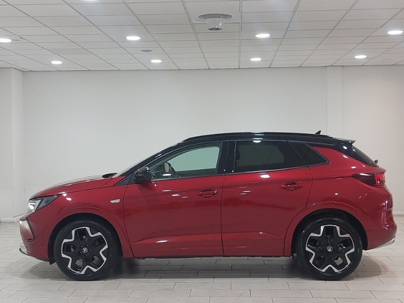Vauxhall Grandland 1.2 Turbo Ultimate Red #4