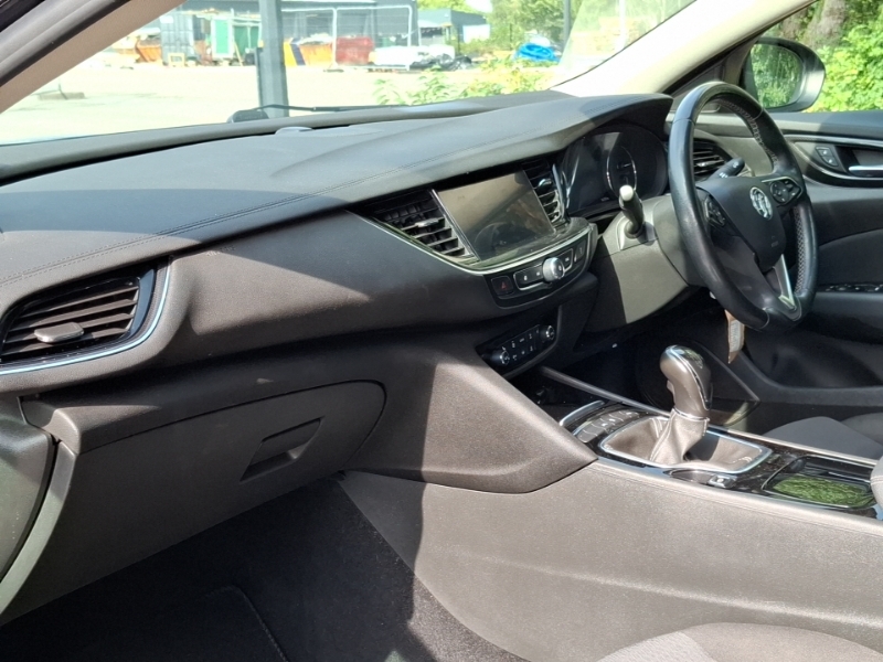 Vauxhall Insignia 1.5 Turbo D Se Edition Black #5