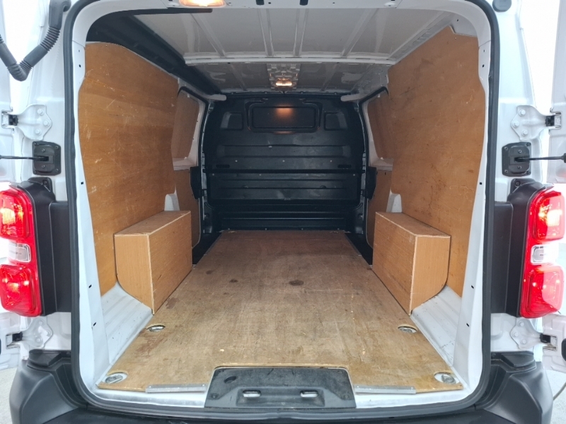 Vauxhall Vivaro Prime New Facelift Model L1 Swb 1.5 Td 120Ps White #18
