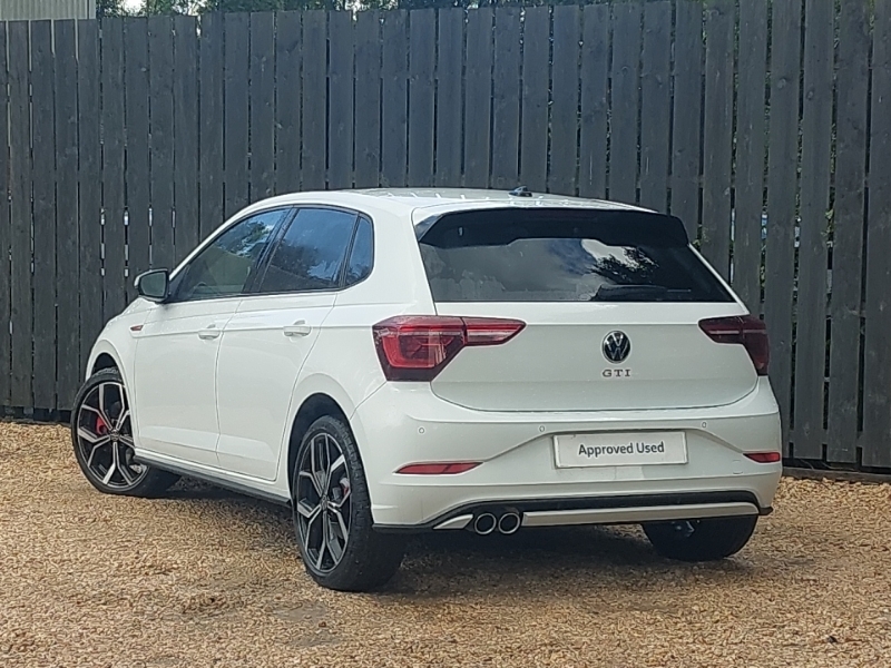 Volkswagen Polo 2.0 Tsi Gti Dsg White #2