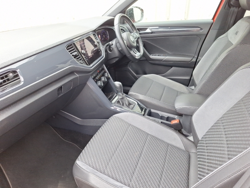 Volkswagen T-Roc 1.5 Tsi Evo R-line Dsg Red #5