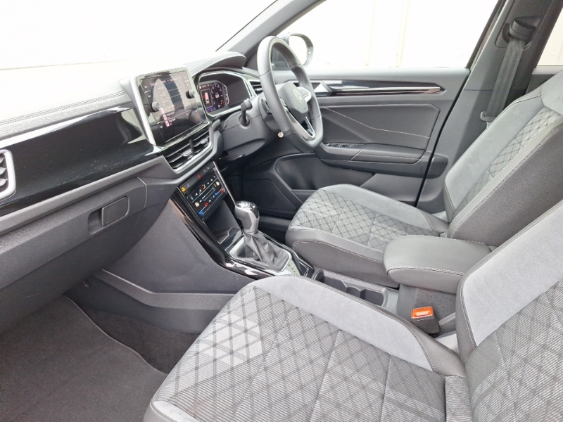 Volkswagen T-Roc 2.0 Tdi 150 Evo R-line Dsg Black #5