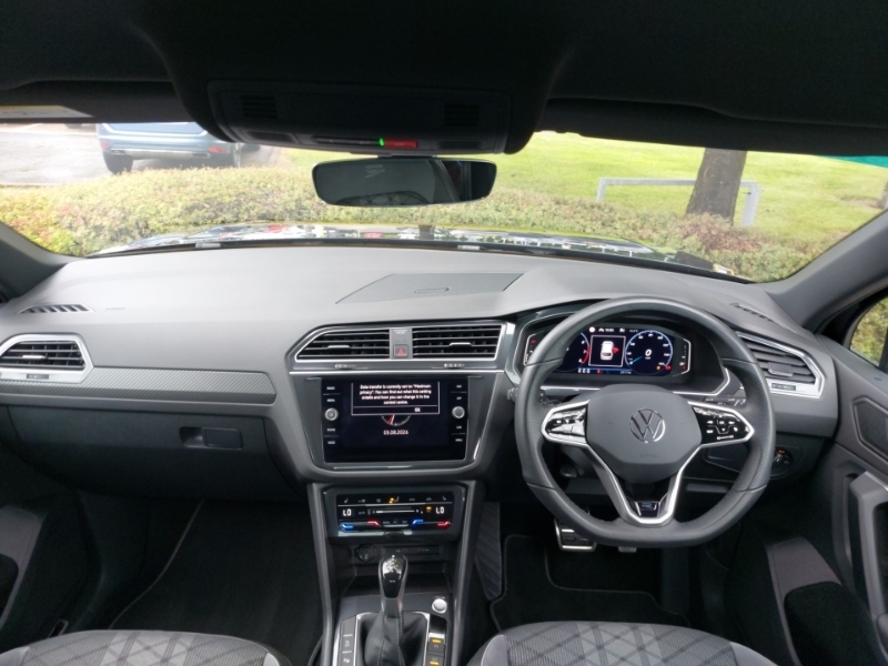 Volkswagen Tiguan 1.5 Tsi 150 R-line Edition Dsg Black #3