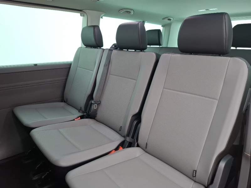 Volkswagen Transporter Shuttle 2.0 Tdi 150Ps Se Minibus Black #6
