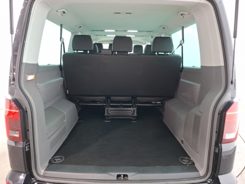 Volkswagen Transporter Shuttle Se Lwb 150Ps 2.0 Tdi 7 Speed Dsg 9 Seatsled Grey #18