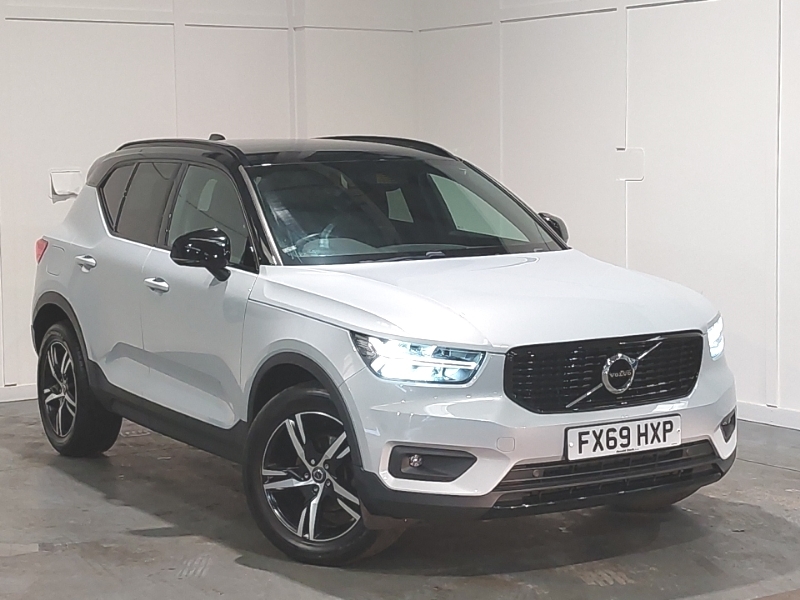 Volvo XC40 1.5 T3 163 R Design Silver