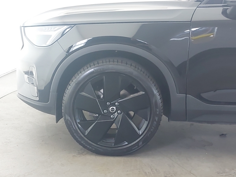 Volvo XC40 Plus, B4 Mild Hybrid, Dark White #19