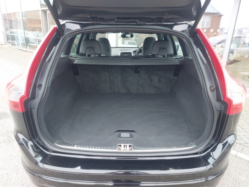 Volvo XC60 D4 190 Se Lux Nav Geartronic Black #18