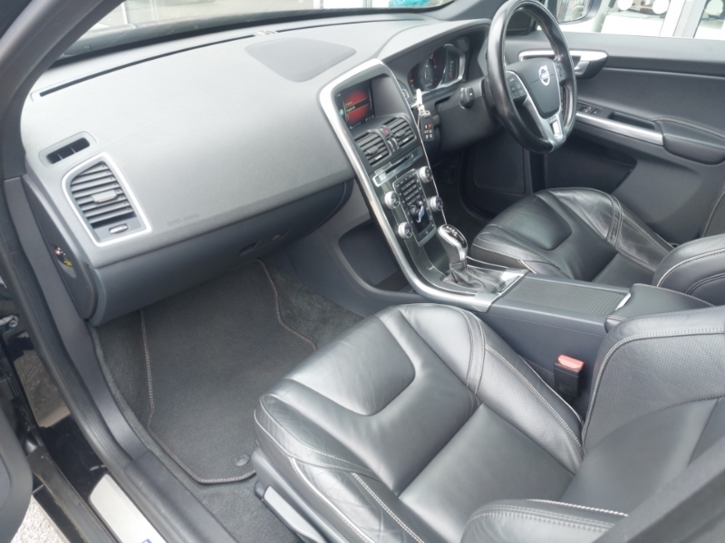 Volvo XC60 D4 190 R Design Lux Nav Awd Geartronic Black #5