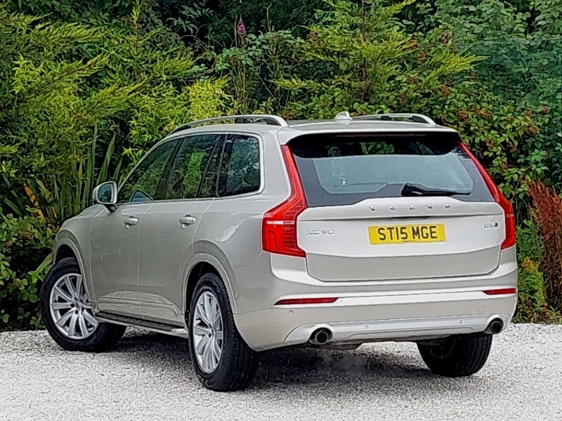 Volvo XC90 2.0 D5 Momentum Awd Geartronic Gold #2