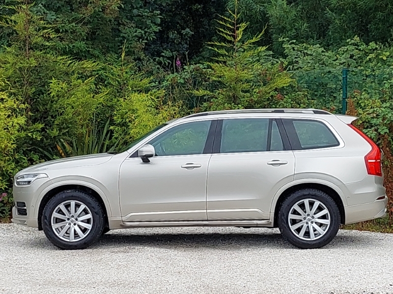 Volvo XC90 2.0 D5 Momentum Awd Geartronic Gold #4