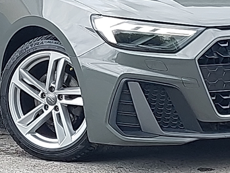 Audi A1 Sportback Sport 35 Tfsi 150 Ps S Tronic Black #20
