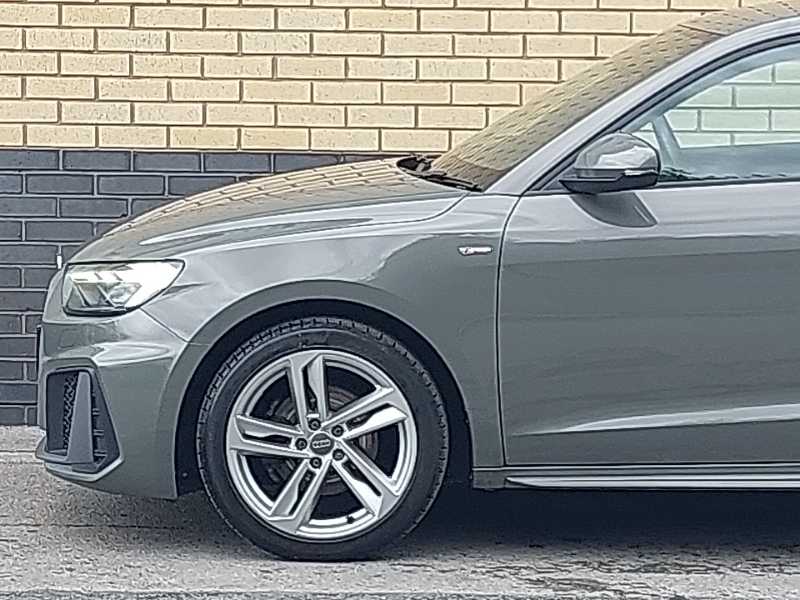Audi A1 Sportback Sport 35 Tfsi 150 Ps S Tronic Black #19