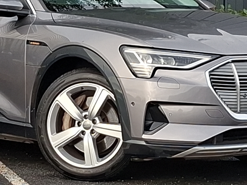 Audi E-tron 230Kw 50 Quattro 71Kwh Sport Blue #20